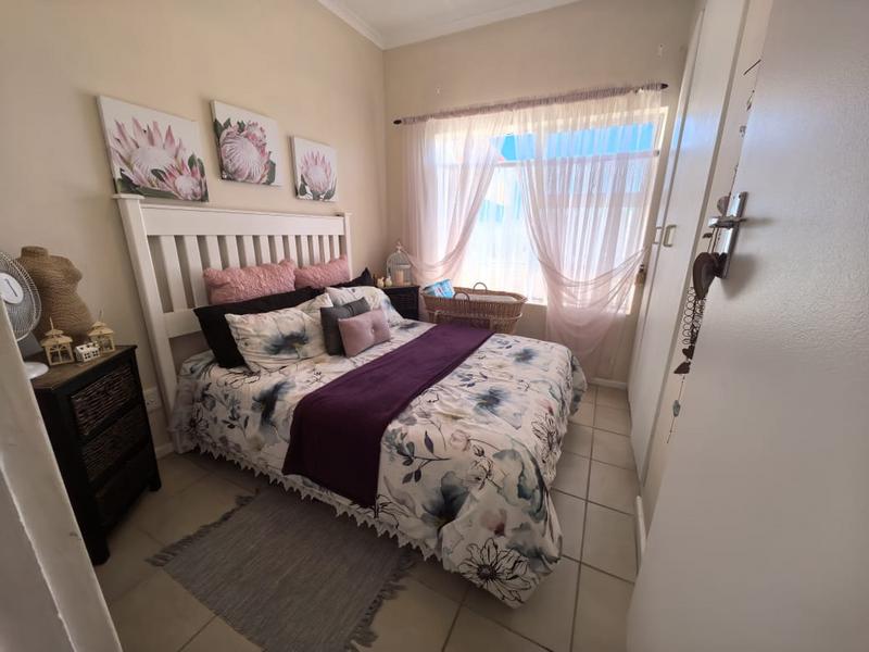 3 Bedroom Property for Sale in Fraaiuitsig Western Cape